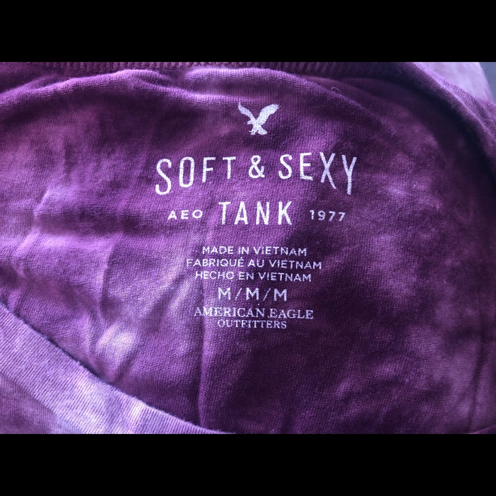 📚 2/$12 American Eagle Outfitters Tank - Picture 2 of 5